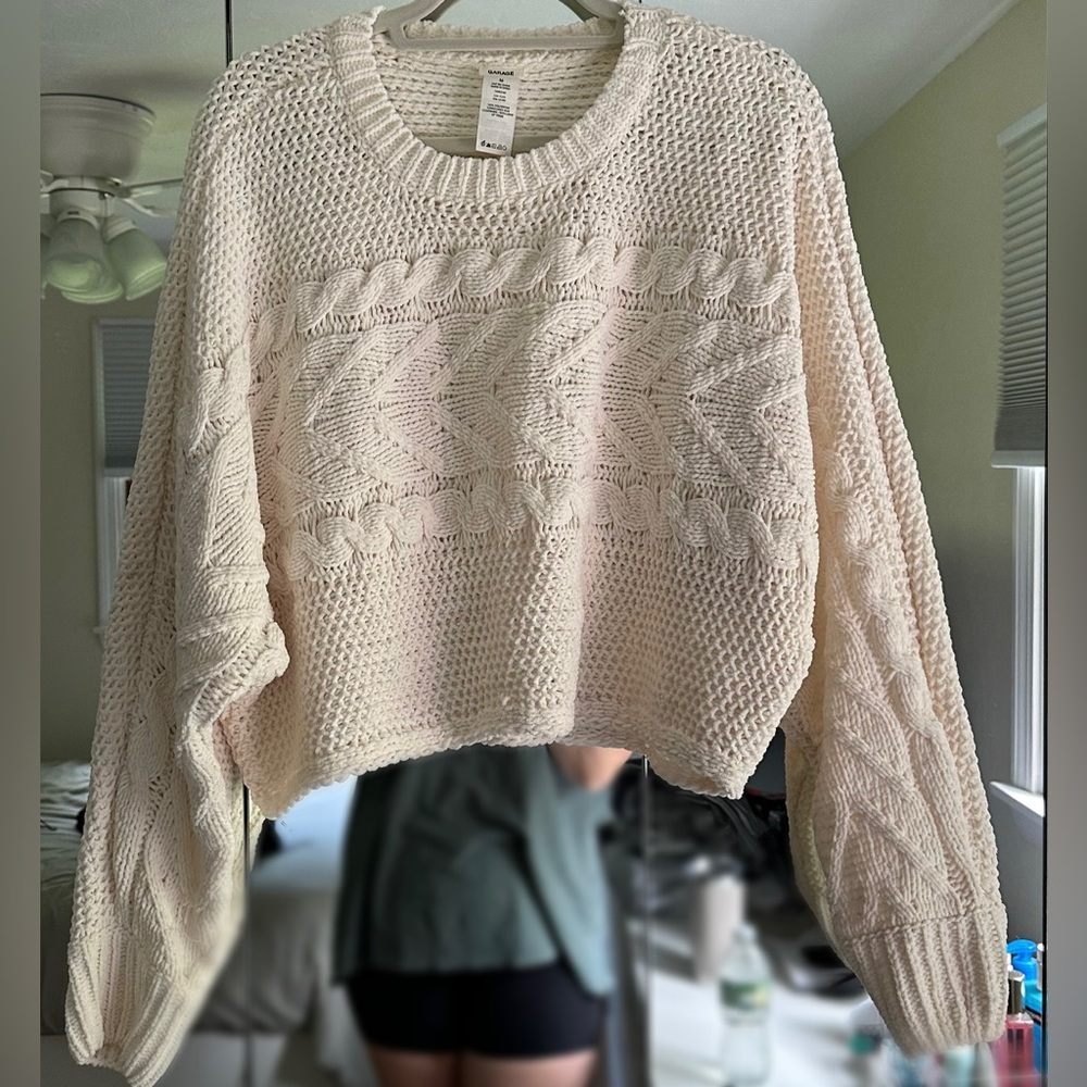Cream oversized crop sweater. Size Medium.